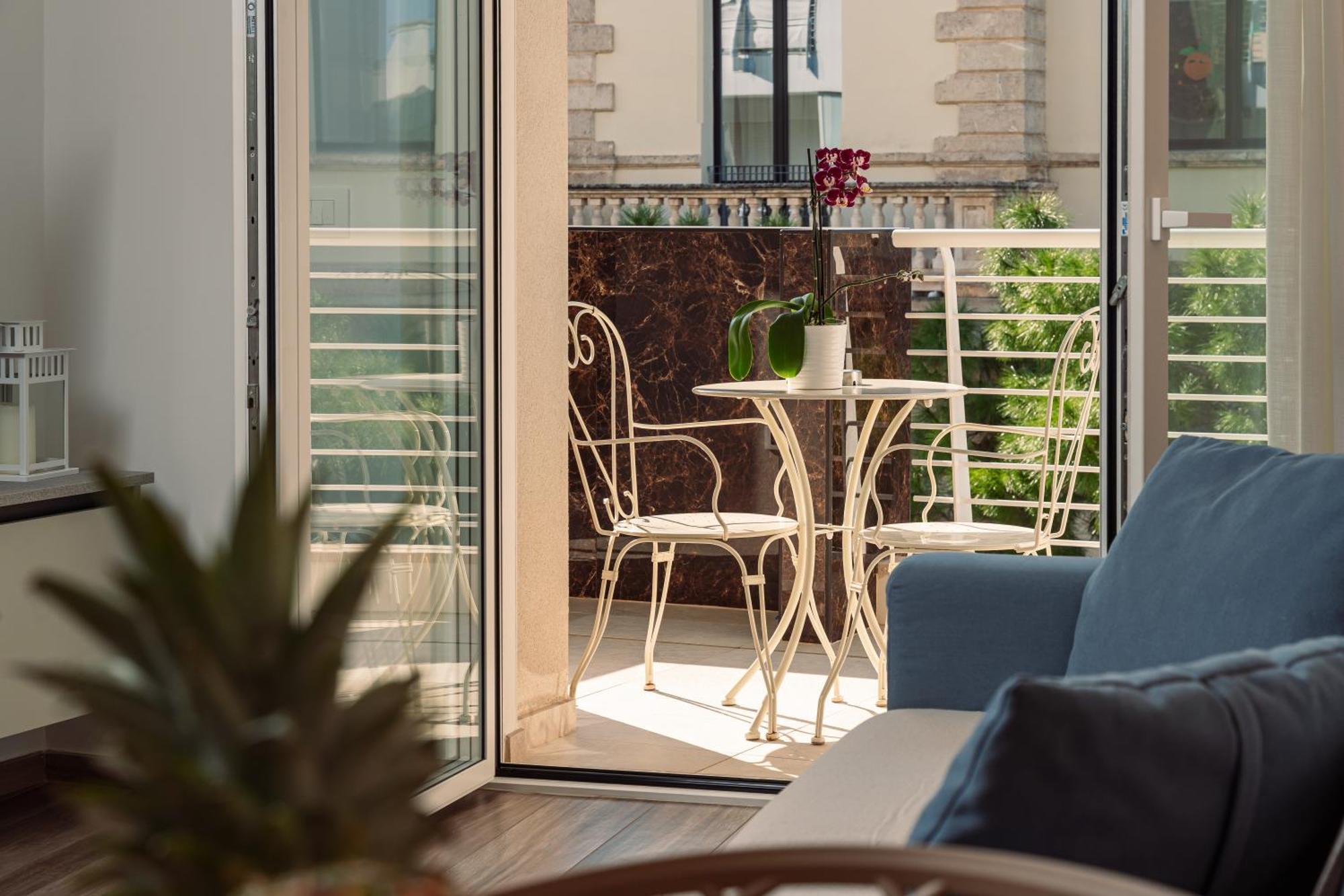 Vilu Suite Centro Polignano a Mare Exterior foto